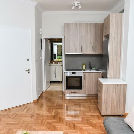 Modern Apartment At Exarchia 1 Bed 2 Pers Athén Kültér fotó