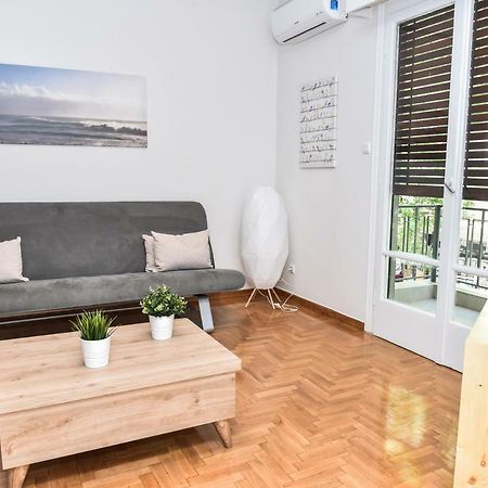 Modern Apartment At Exarchia 1 Bed 2 Pers Athén Kültér fotó
