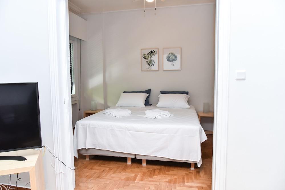 Modern Apartment At Exarchia 1 Bed 2 Pers Athén Kültér fotó